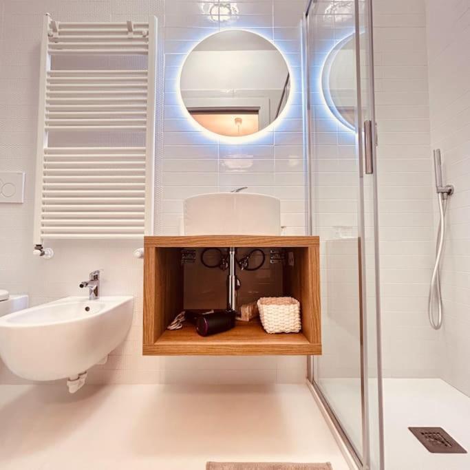 Homeby, Mascarella Patio Apartment Bologna Bagian luar foto
